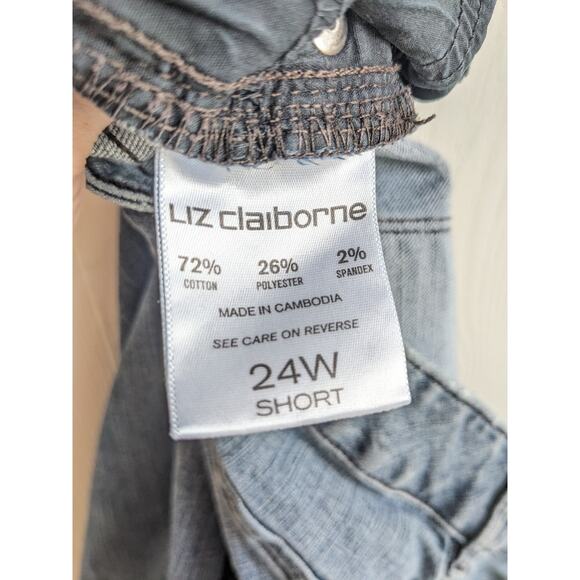 Liz Claiborne Women's Blue Slim Straight Leg Ultimate Fit Jeans Size 24WS - Picture 4 of 5